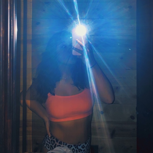 Meet your Posher, Lola - Picture 1 of 1